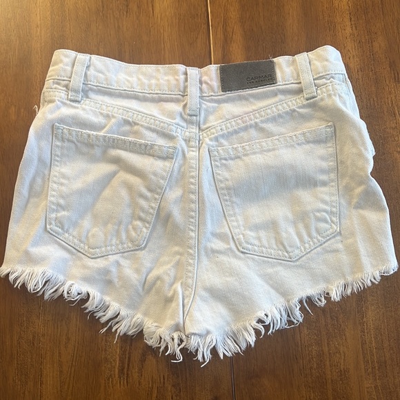White Ripped High Wasted Shorts - Picture 5 of 5